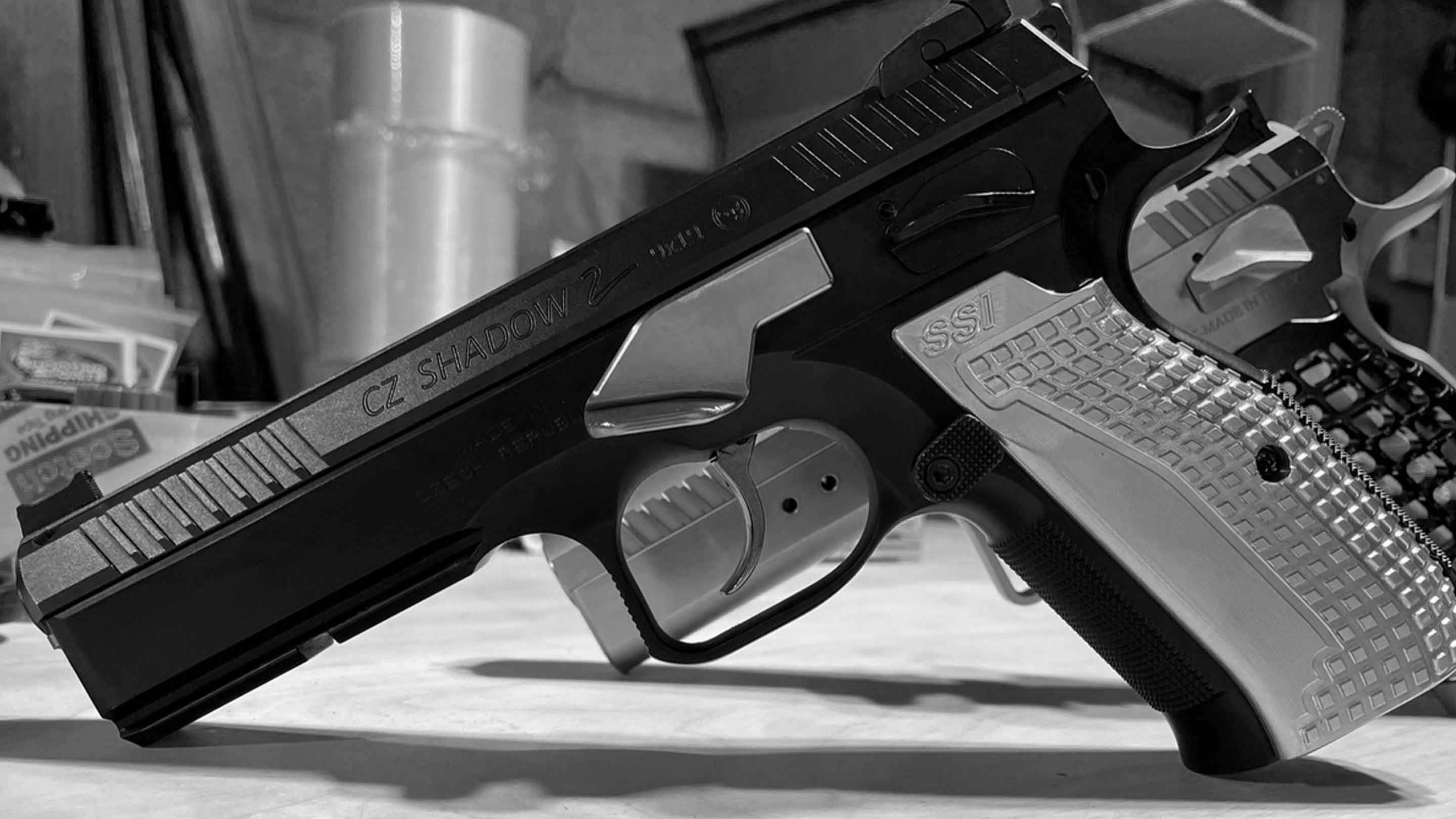 black-scorpion-gear-cz-shadow-2-nitro-fin-holsters