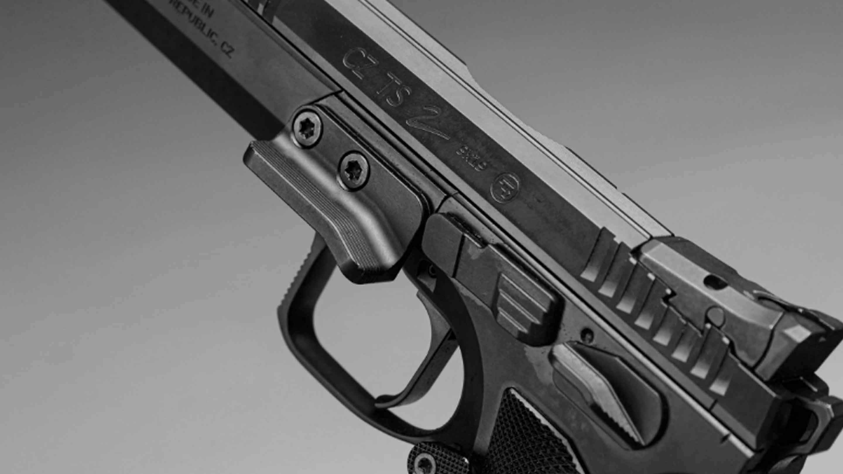 cz-ts2-racing-green-holsters