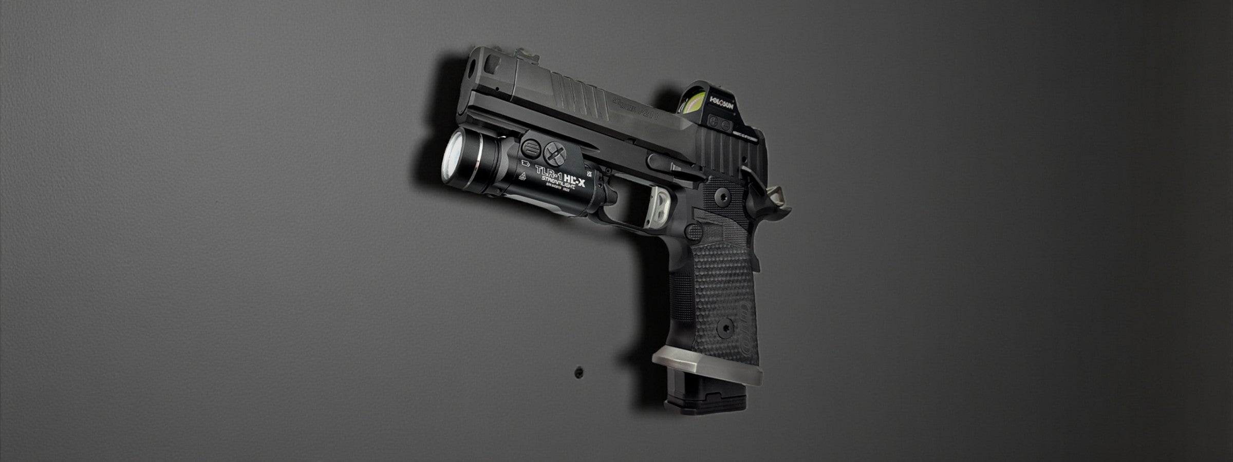 Sig Sauer P211-GTO w/ Streamlight TLR-1 HLX  Holsters